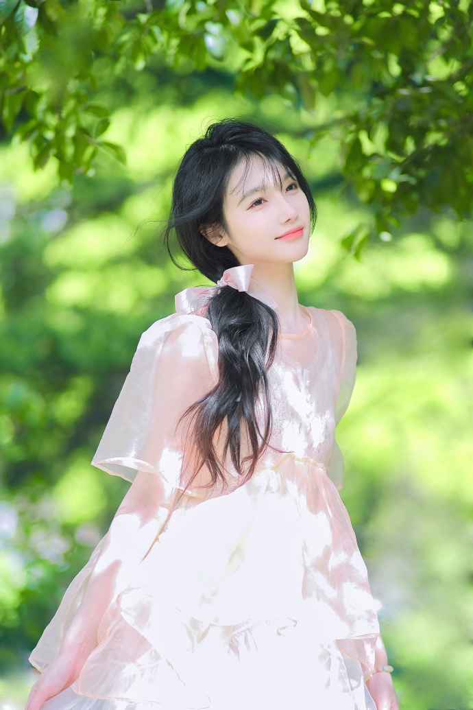 春光乍泄